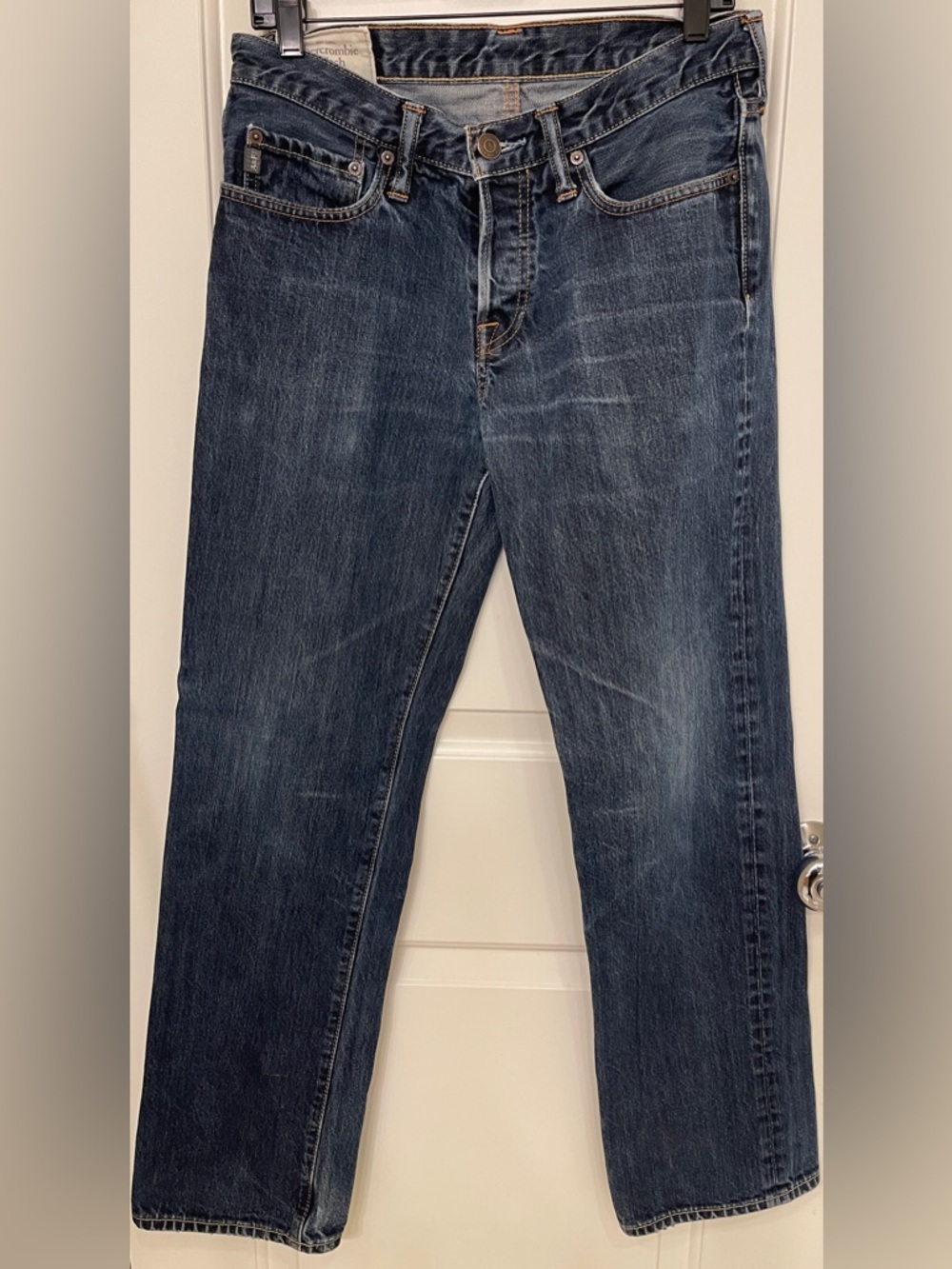 Abercrombie & Fitch Men's Indigo Straight-Leg Jeans